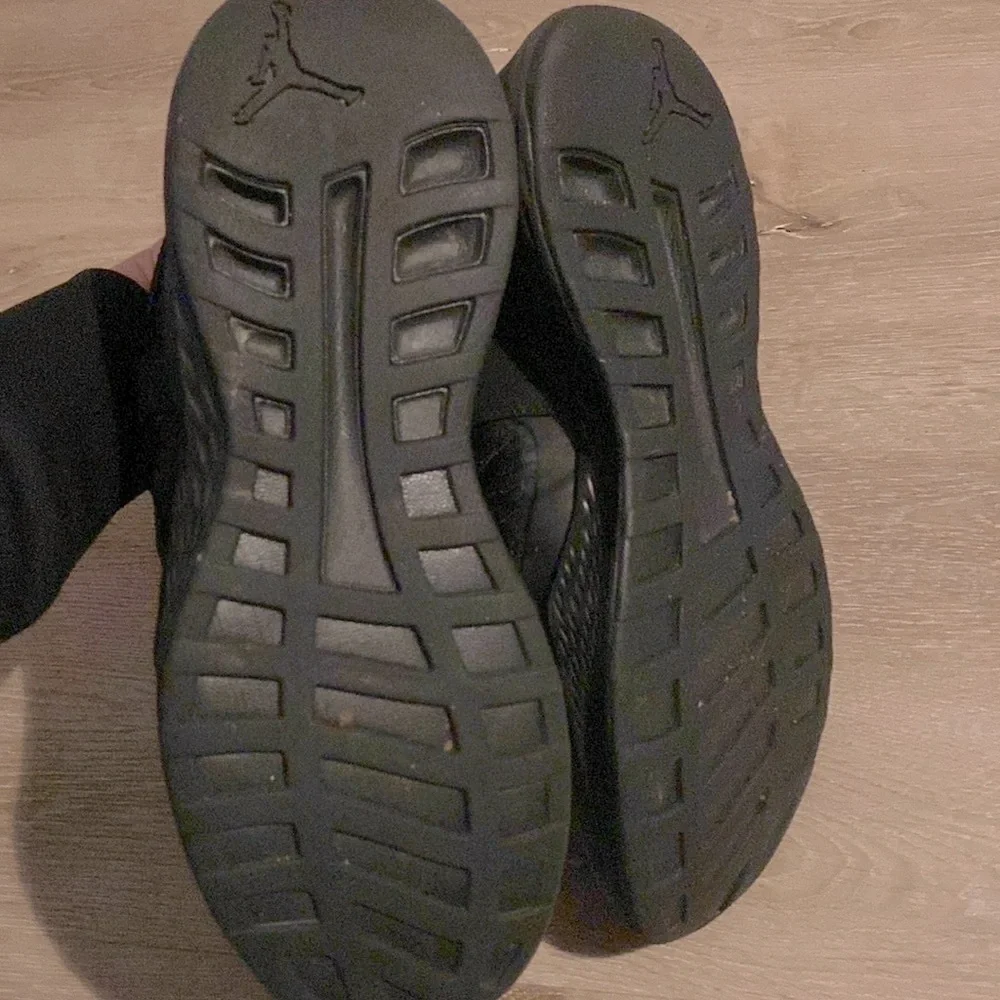 EUC [Jordan] Formula 23 Low All Black Mesh Fabric Athletic Sneakers Men’s Sz 11 - Picture 11 of 13